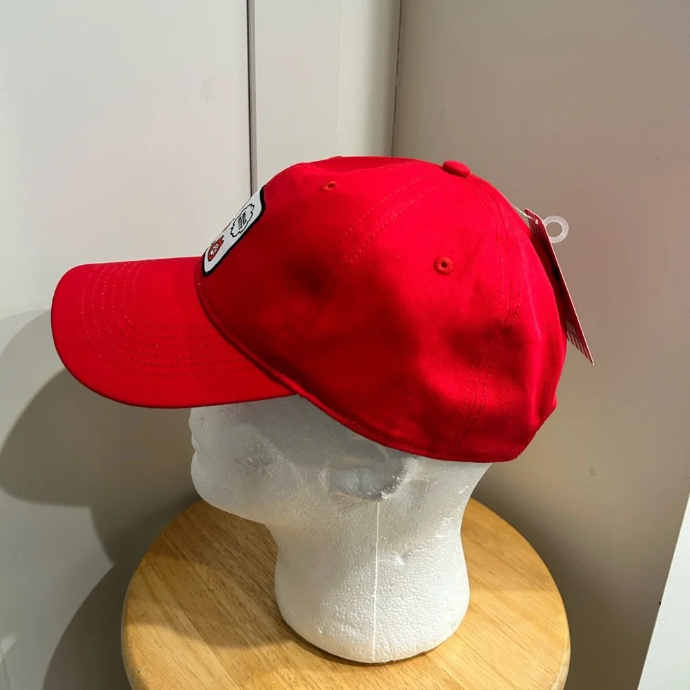 Hello Kitty Red Cap - Picture 3 of 6